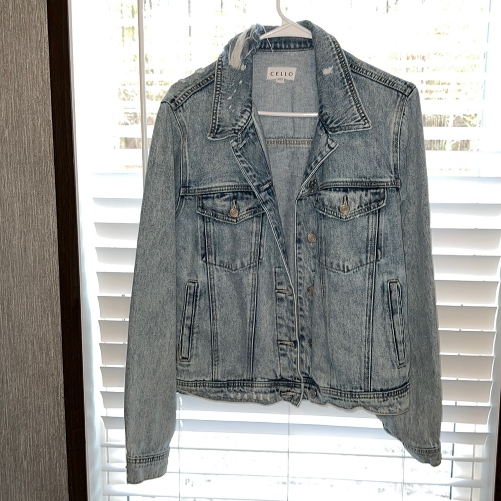 Cello Jean Distressed Jacket Women’s Large
